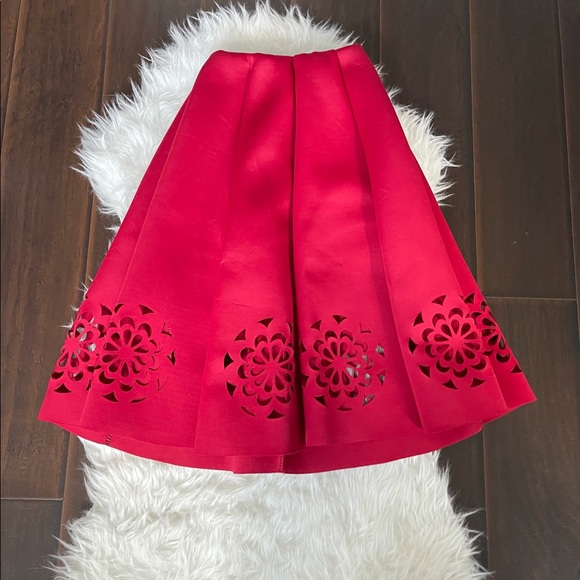 Cute Tulip Midi Skirt - Picture 4 of 5